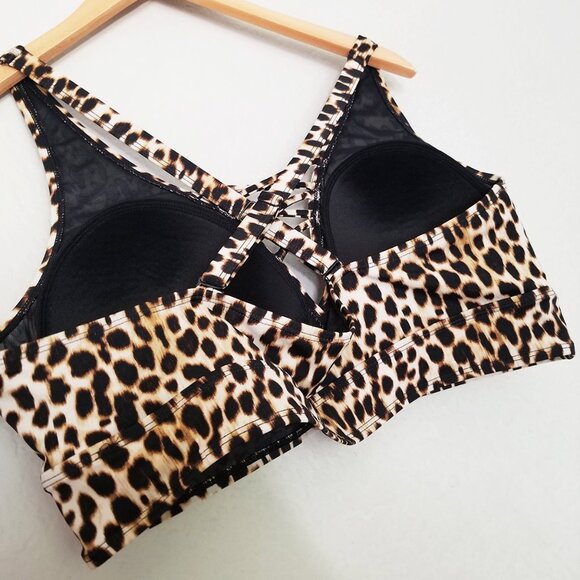 Torrid Wireless XO Triangle Swim Top Bikini Leopard Animal Cheetah Plus 2X $75 - Picture 8 of 16